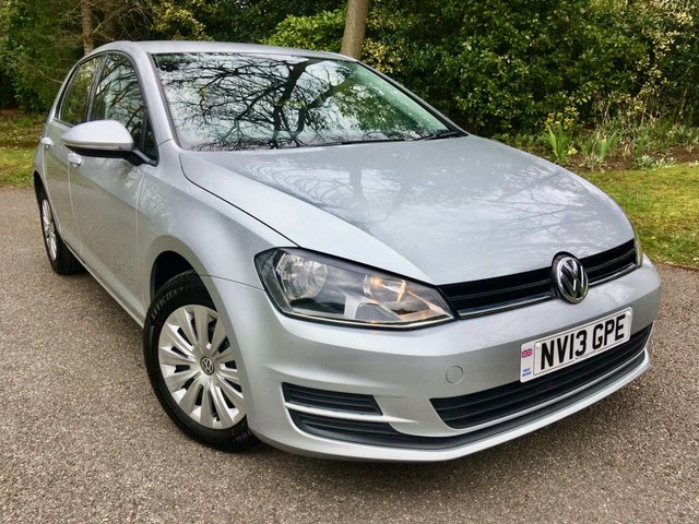 2013 13 Volkswagen Golf 1.2 S TSI BLUEMOTION TECHNOLOGY 5d 103 BHP 2 OWNERS // ONLY 38,450 MILES//X7 SERVICE STAMPS