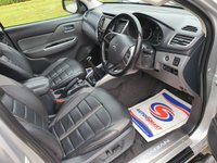 USED 2015 65 MITSUBISHI L200 2.4 DI-D 4X4 BARBARIAN DCB 178 BHP ** NO VAT * CANOPY + SAT NAV