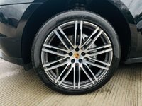 USED 2018 68 PORSCHE MACAN 3.0 D S PDK 5d 258 BHP F/P/S/H, Over &pound;11,k extras