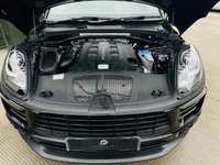 USED 2018 68 PORSCHE MACAN 3.0 D S PDK 5d 258 BHP F/P/S/H, Over &pound;11,k extras