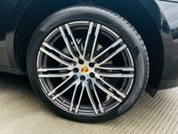 USED 2018 68 PORSCHE MACAN 3.0 D S PDK 5d 258 BHP F/P/S/H, Over &pound;11,k extras