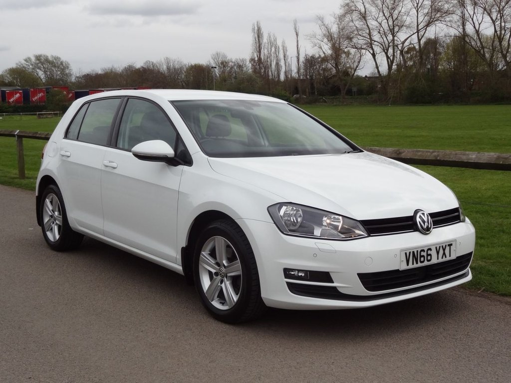 View our VOLKSWAGEN GOLF