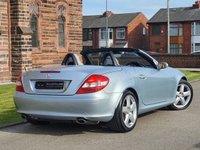 USED 2006 56 MERCEDES-BENZ SLK 3.0 SLK280 2d 231 BHP 