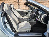 USED 2006 56 MERCEDES-BENZ SLK 3.0 SLK280 2d 231 BHP 