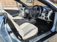 USED 2006 56 MERCEDES-BENZ SLK 3.0 SLK280 2d 231 BHP 