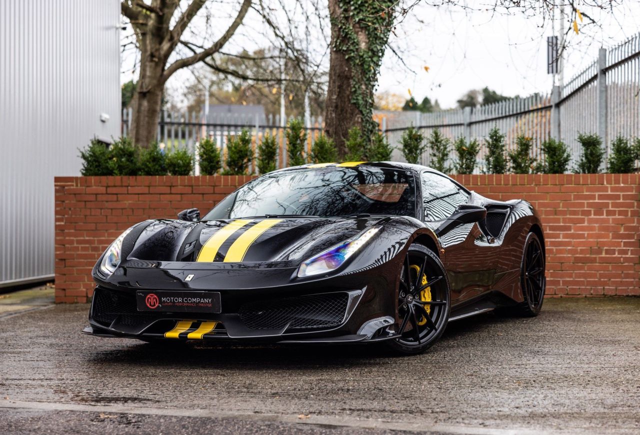 2019 69 FERRARI 488 PISTA 3.9T V8 F1 DCT (s/s) 2dr