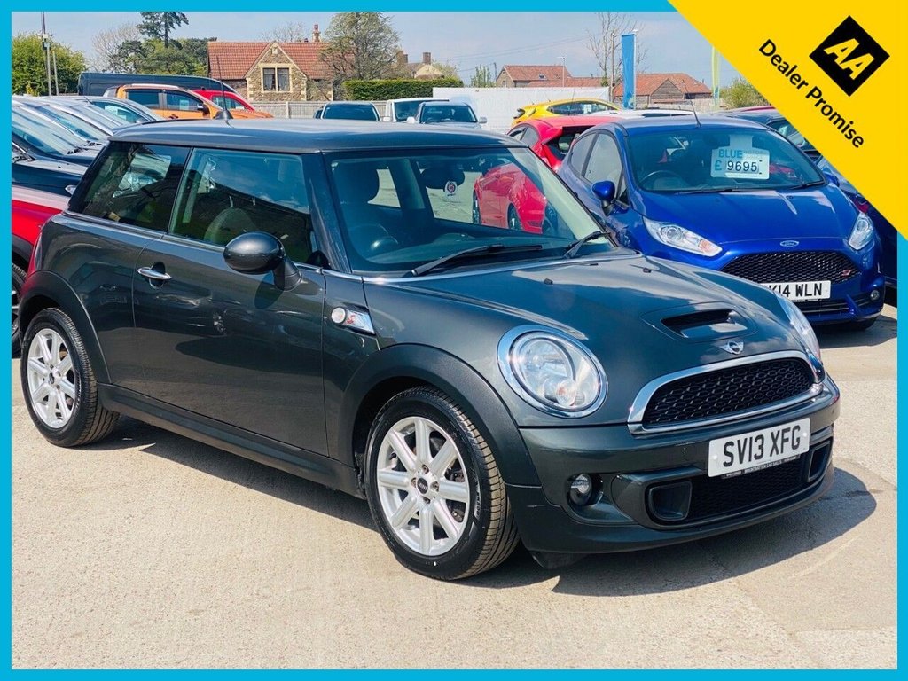 View our MINI HATCH COOPER