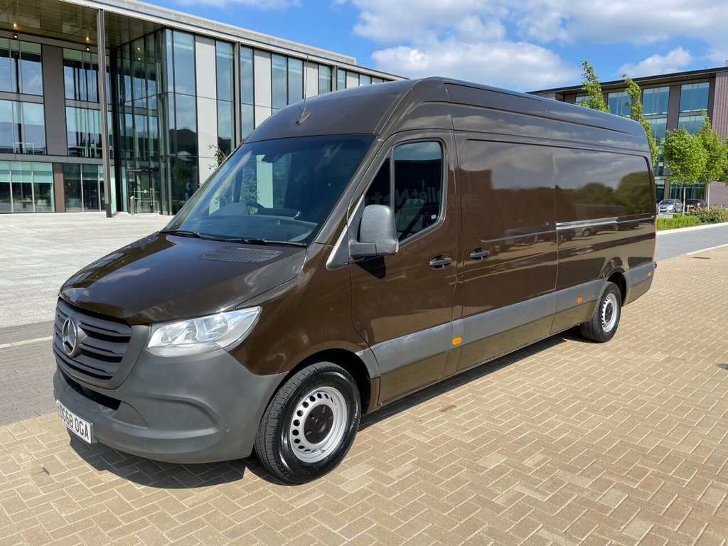 View our MERCEDES-BENZ SPRINTER