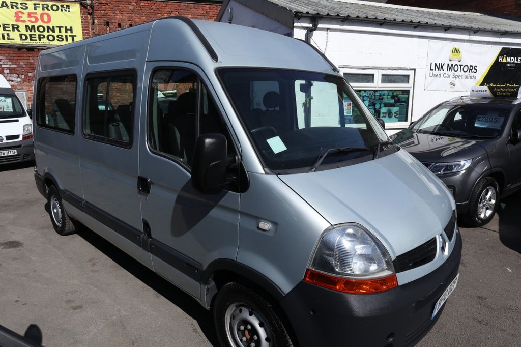 View our RENAULT MASTER