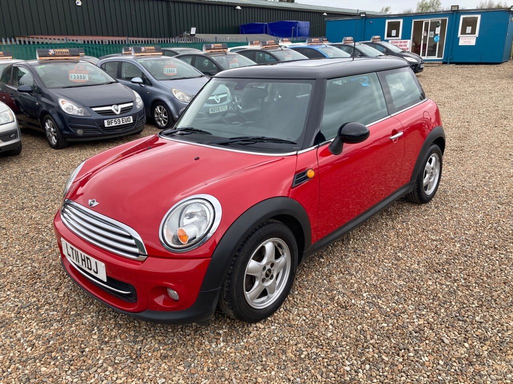 View our MINI HATCH COOPER