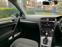 USED 2018 18 VOLKSWAGEN GOLF 1.4 SE NAVIGATION TSI BLUEMOTION TECHNOLOGY DSG 5d 124 BHP 