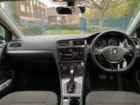 USED 2018 18 VOLKSWAGEN GOLF 1.4 SE NAVIGATION TSI BLUEMOTION TECHNOLOGY DSG 5d 124 BHP 
