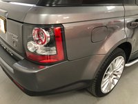 USED 2011 11 LAND ROVER RANGE ROVER SPORT 3.0 TDV6 HSE 5d 245 BHP * HEATED FRONT & REAR LEATHER SEATS * SERVICE HISTORY * MOT NOVEMBER * NAVIGATION
