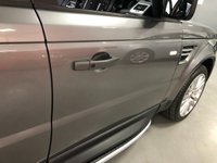 USED 2011 11 LAND ROVER RANGE ROVER SPORT 3.0 TDV6 HSE 5d 245 BHP * HEATED FRONT & REAR LEATHER SEATS * SERVICE HISTORY * MOT NOVEMBER * NAVIGATION