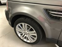USED 2011 11 LAND ROVER RANGE ROVER SPORT 3.0 TDV6 HSE 5d 245 BHP * HEATED FRONT & REAR LEATHER SEATS * SERVICE HISTORY * MOT NOVEMBER * NAVIGATION