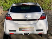 USED 2010 55 VAUXHALL ASTRA 2.0 VXR ARCTIC EDITION 3d 236 BHP VERY RATE 'ASTRA VXR - ARTIC EDITION' ( ONE OF ONLY 500 VEHICLES EVER MADE ) - 1 PRIVATE OWNER FROM BRAND NEW - FULL SERVICE HISTORY (RECENT TIMING BELT REPLACEMENT) - OUTSTANDING CONDITION HAS TO BE SEEN TO FULLY APPRECIATE