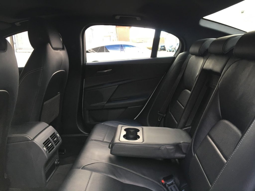 USED 2018 68 JAGUAR XE 2.0 D R-SPORT 4d 178 BHP 