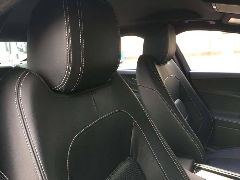 USED 2018 68 JAGUAR XE 2.0 D R-SPORT 4d 178 BHP 