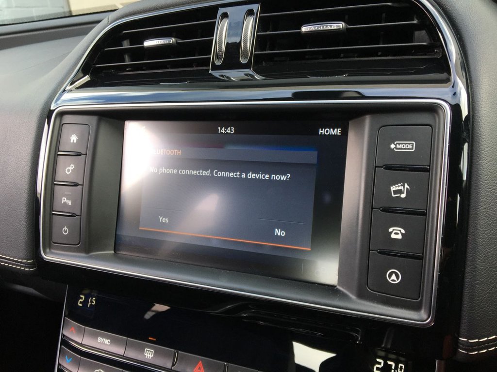 USED 2018 68 JAGUAR XE 2.0 D R-SPORT 4d 178 BHP 