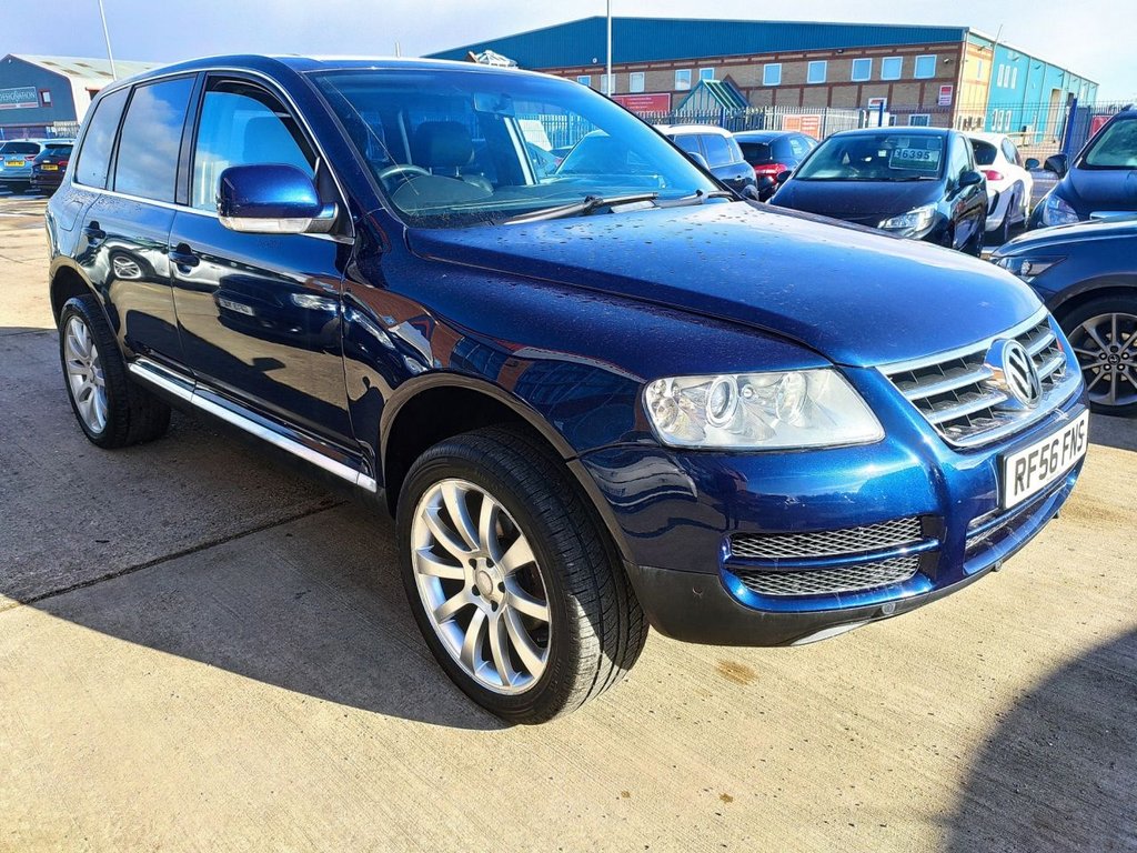 View our VOLKSWAGEN TOUAREG