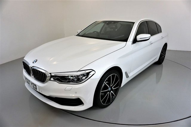 2017 67 BMW 5 Series 3.0 530D XDRIVE SE 4d-MINERAL WHITE-AMBIENT LIGHTING-ELECTRIC FOLDING MIRRORS-ELECTRIC MEMORY SEATS-HEATED BLACK DAKOTA LEATHER-BLUETOOTH-CRUISE CONTROL-PROFESSIONAL NAVIGATION-REVERSE CAMERA-DAB RADIO-CLIMATE CONTROL