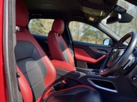 USED 2017 17 JAGUAR F-PACE 3.0 V6 S AWD 5d 296 BHP 4WD AUTO Black Pack Black/Red Leather