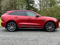 USED 2017 17 JAGUAR F-PACE 3.0 V6 S AWD 5d 296 BHP 4WD AUTO Black Pack Black/Red Leather