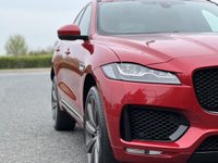 USED 2017 17 JAGUAR F-PACE 3.0 V6 S AWD 5d 296 BHP 4WD AUTO Black Pack Black/Red Leather
