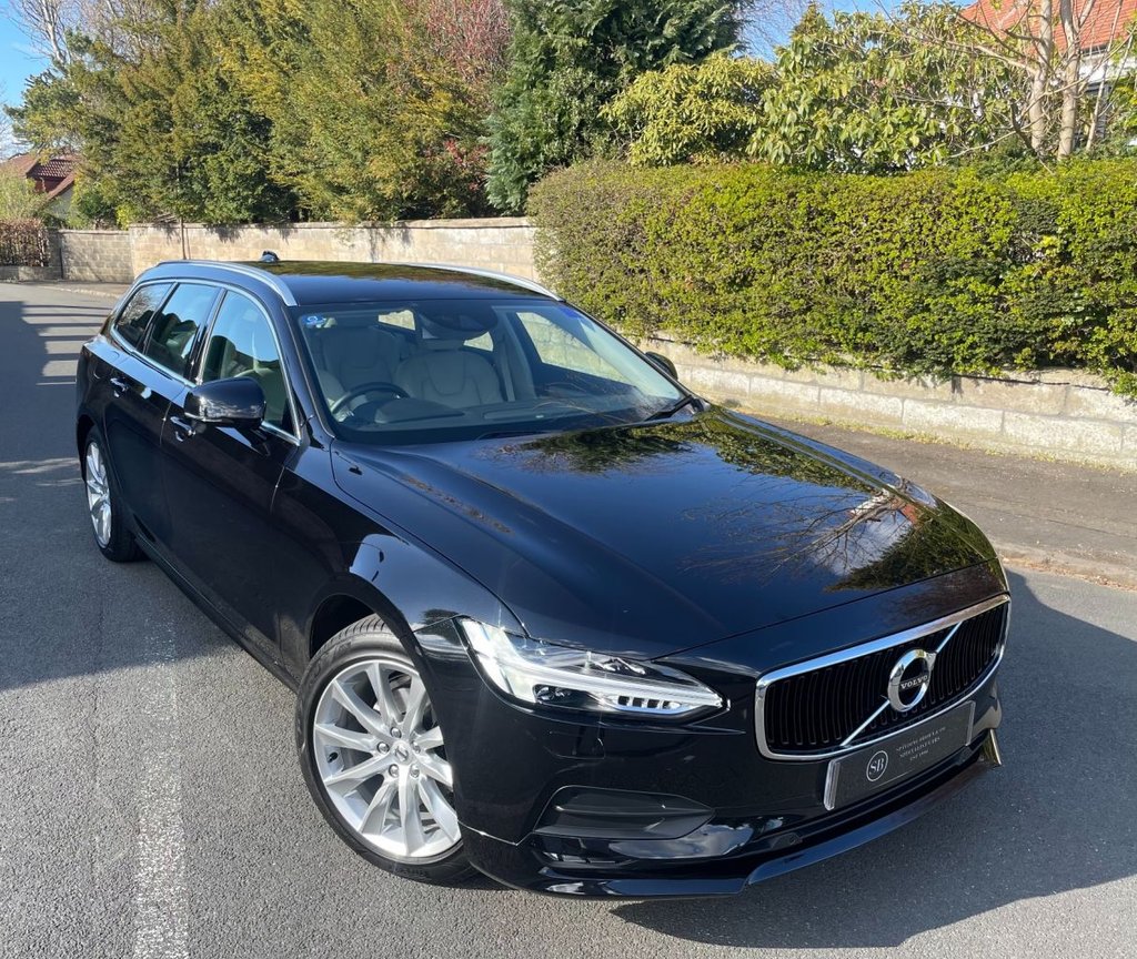 View our VOLVO V90
