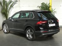 USED 2018 18 VOLKSWAGEN TIGUAN 2.0 SEL TDI BLUEMOTION TECHNOLOGY DSG 5d 148 BHP SAT NAV SUNROOF HEATED SEATS