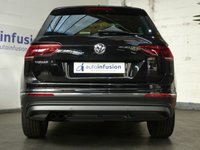 USED 2018 18 VOLKSWAGEN TIGUAN 2.0 SEL TDI BLUEMOTION TECHNOLOGY DSG 5d 148 BHP SAT NAV SUNROOF HEATED SEATS