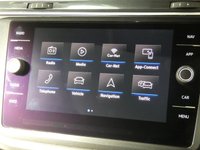 USED 2018 18 VOLKSWAGEN TIGUAN 2.0 SEL TDI BLUEMOTION TECHNOLOGY DSG 5d 148 BHP SAT NAV SUNROOF HEATED SEATS