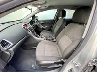 USED 2010 10 VAUXHALL ASTRA 1.4 EXCLUSIV 5d 98 BHP 