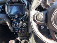 USED 2018 68 MINI HATCH COOPER 2.0 COOPER S 5d 190 BHP Sat Nav JCW Aerodynamic Kit