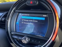 USED 2018 68 MINI HATCH COOPER 2.0 COOPER S 5d 190 BHP Sat Nav JCW Aerodynamic Kit