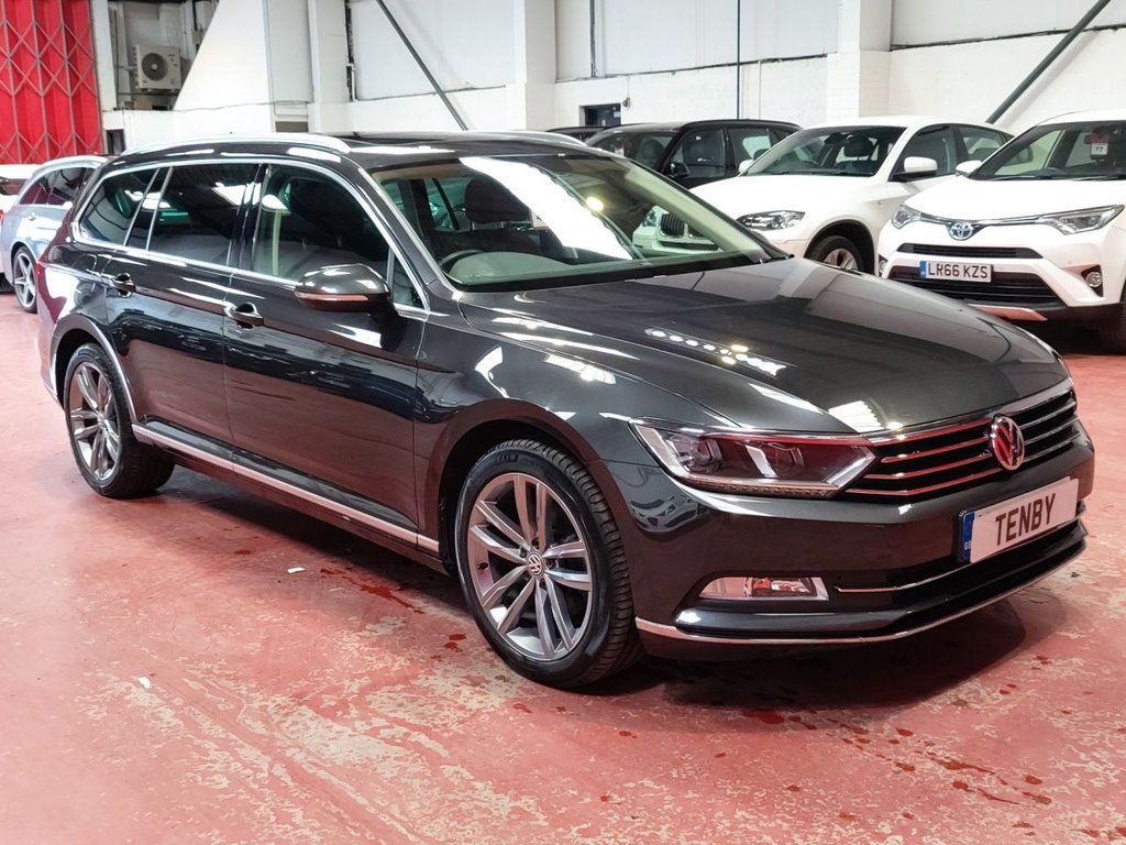 View our VOLKSWAGEN PASSAT