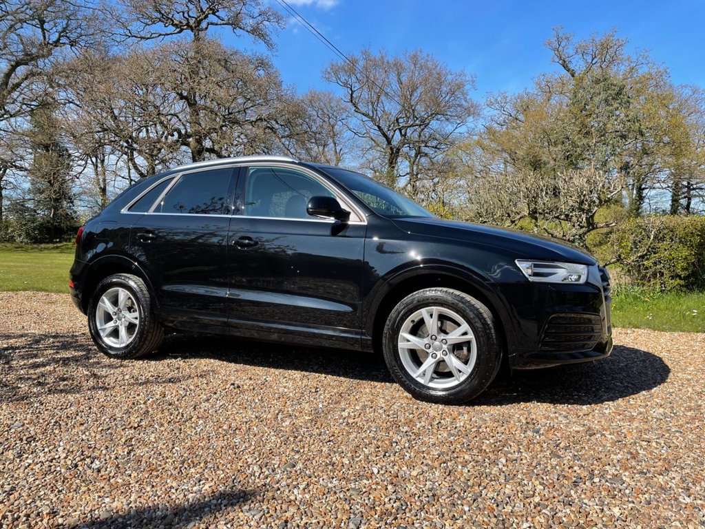 View our AUDI Q3