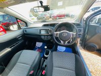 USED 2013 63 TOYOTA YARIS 1.3 VVT-I TR 5d 98 BHP FSH - Rear View Camera and 5 doors
