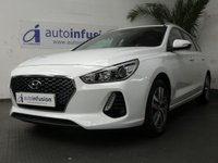 USED 2018 67 HYUNDAI I30 1.4 T-GDI SE NAV 5d 139 BHP SAT NAV REAR VIEW CAMERA