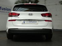 USED 2018 67 HYUNDAI I30 1.4 T-GDI SE NAV 5d 139 BHP SAT NAV REAR VIEW CAMERA