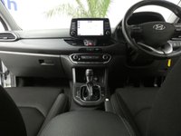 USED 2018 67 HYUNDAI I30 1.4 T-GDI SE NAV 5d 139 BHP SAT NAV REAR VIEW CAMERA