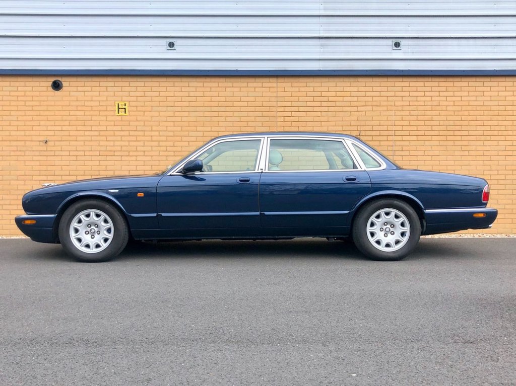 USED 1997 R JAGUAR XJ SOVEREIGN // LWB // 4d // 4.0 V8 290 BHP // px swap 