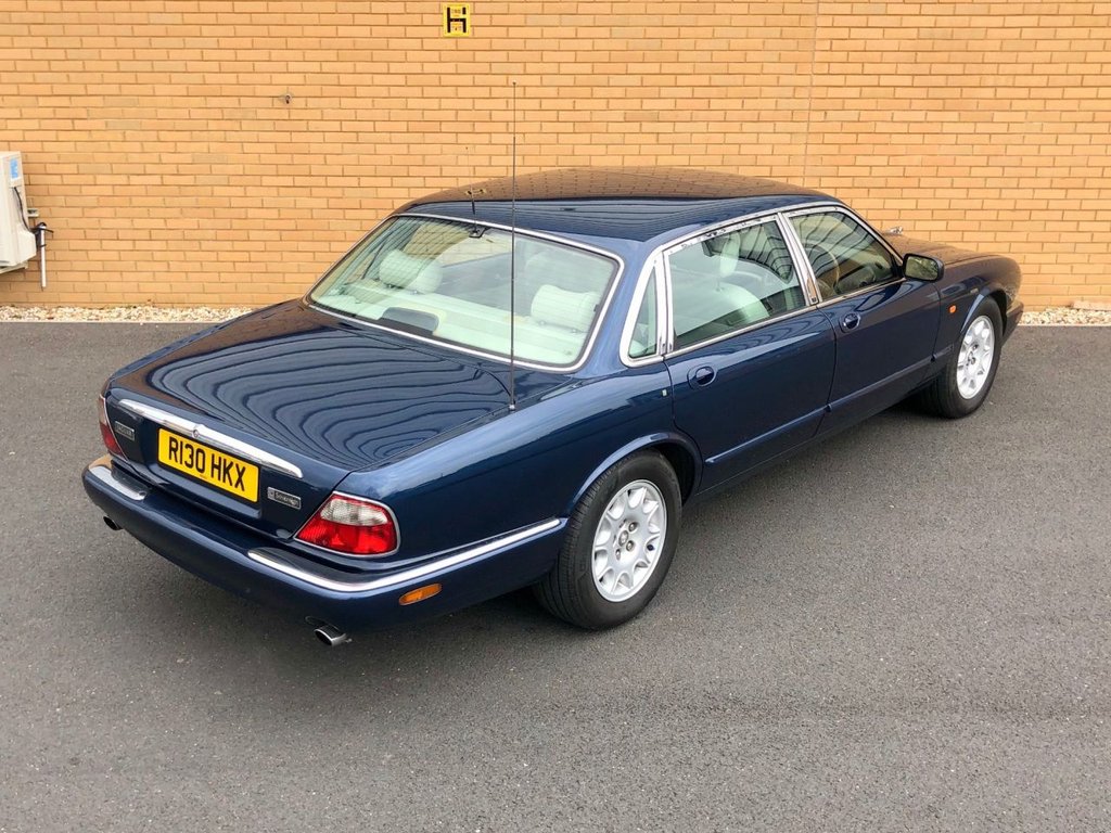 USED 1997 R JAGUAR XJ SOVEREIGN // LWB // 4d // 4.0 V8 290 BHP // px swap 