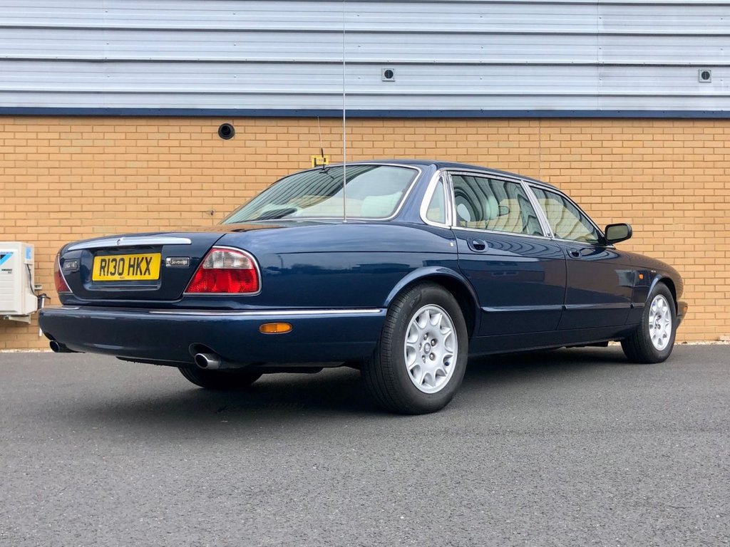 USED 1997 R JAGUAR XJ SOVEREIGN // LWB // 4d // 4.0 V8 290 BHP // px swap 