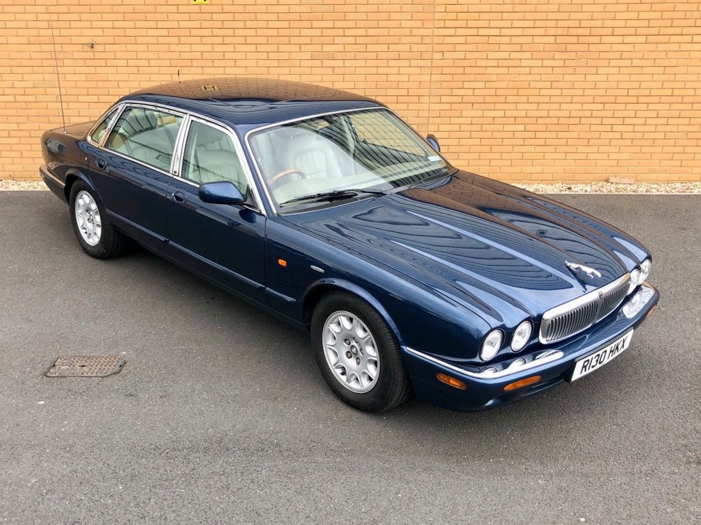 USED 1997 R JAGUAR XJ SOVEREIGN // LWB // 4d // 4.0 V8 290 BHP // px swap 