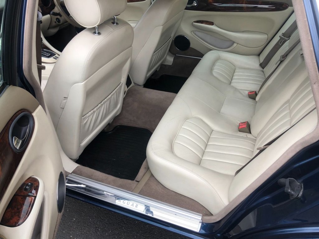 USED 1997 R JAGUAR XJ SOVEREIGN // LWB // 4d // 4.0 V8 290 BHP // px swap 