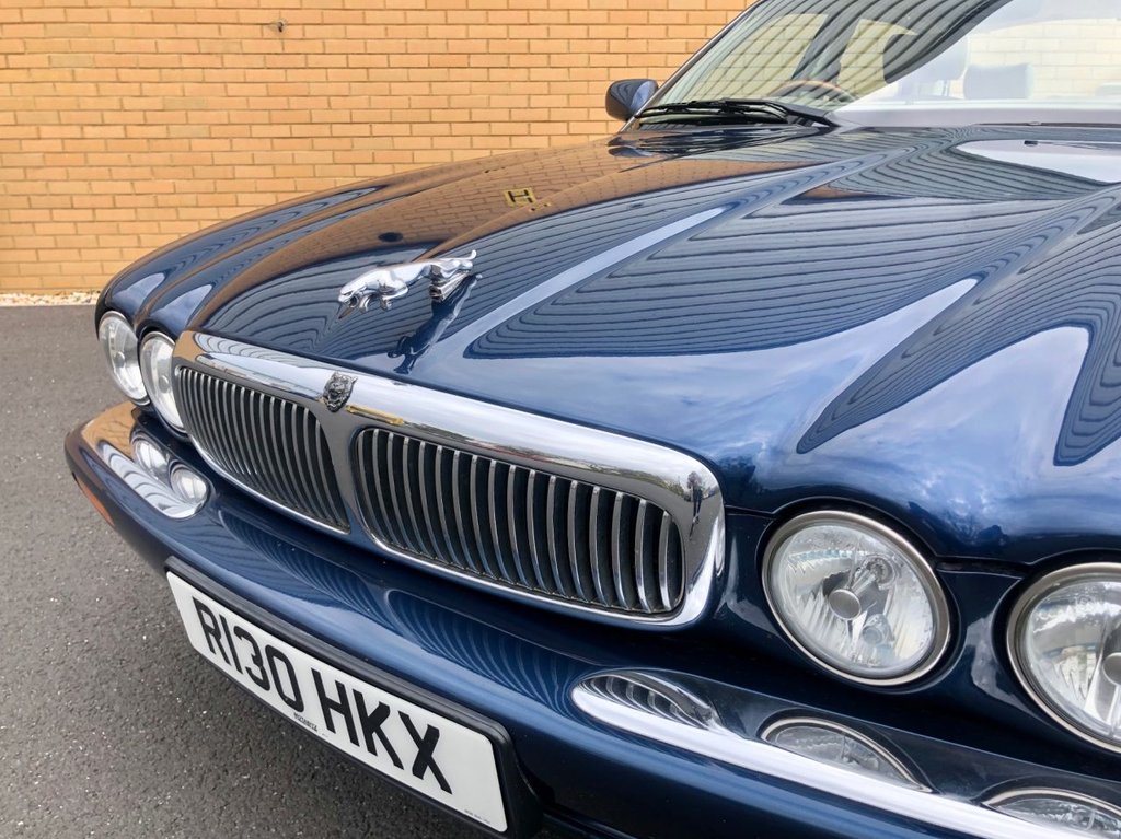 USED 1997 R JAGUAR XJ SOVEREIGN // LWB // 4d // 4.0 V8 290 BHP // px swap 