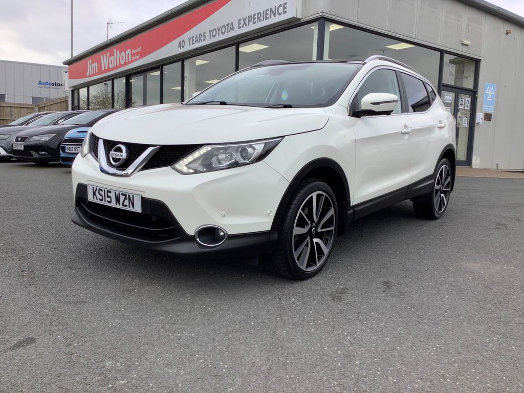 View our NISSAN QASHQAI