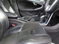 USED 2013 13 VOLVO V40 2.0 D4 R-DESIGN NAV 5d 174 BHP * SATNAV *   PANORAMIC ROOF