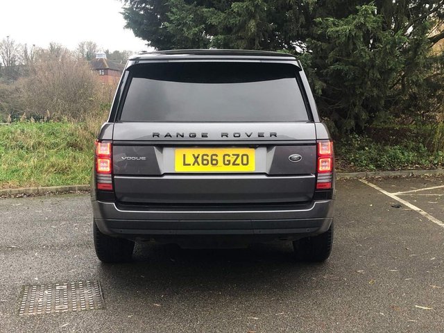View our LAND ROVER RANGE ROVER